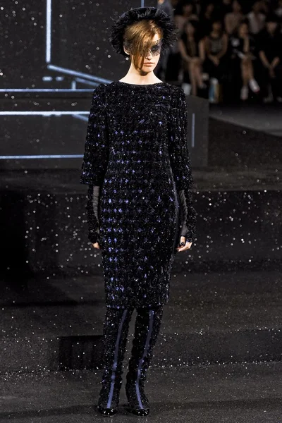 Look 29